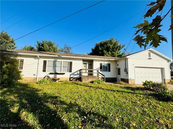 760 Lang Farm Rd, Marietta, OH 45750