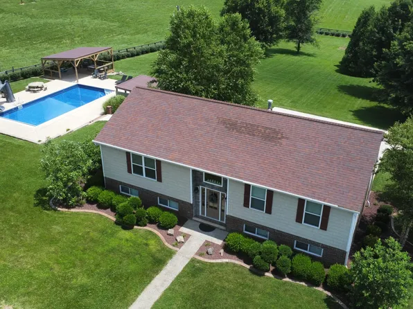 142 Mills Ln, Frankfort, KY 40601