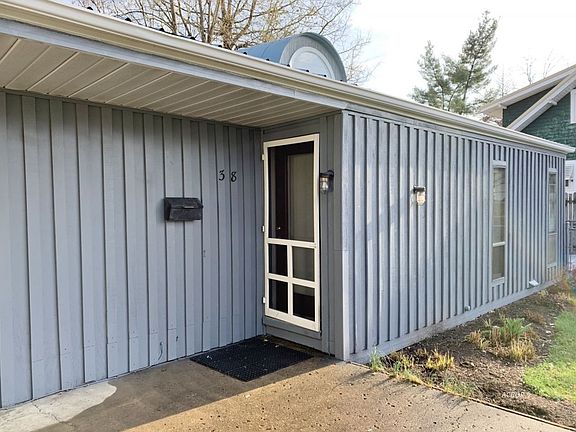 2nd image of 38 Maplewood Dr