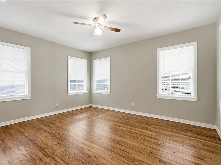 3523 Dutton Dr — Photo 9