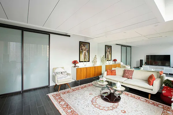 Rented by Keller Williams NYC | media 17