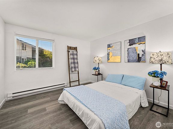 5th image of 1840 Central Place S #H89