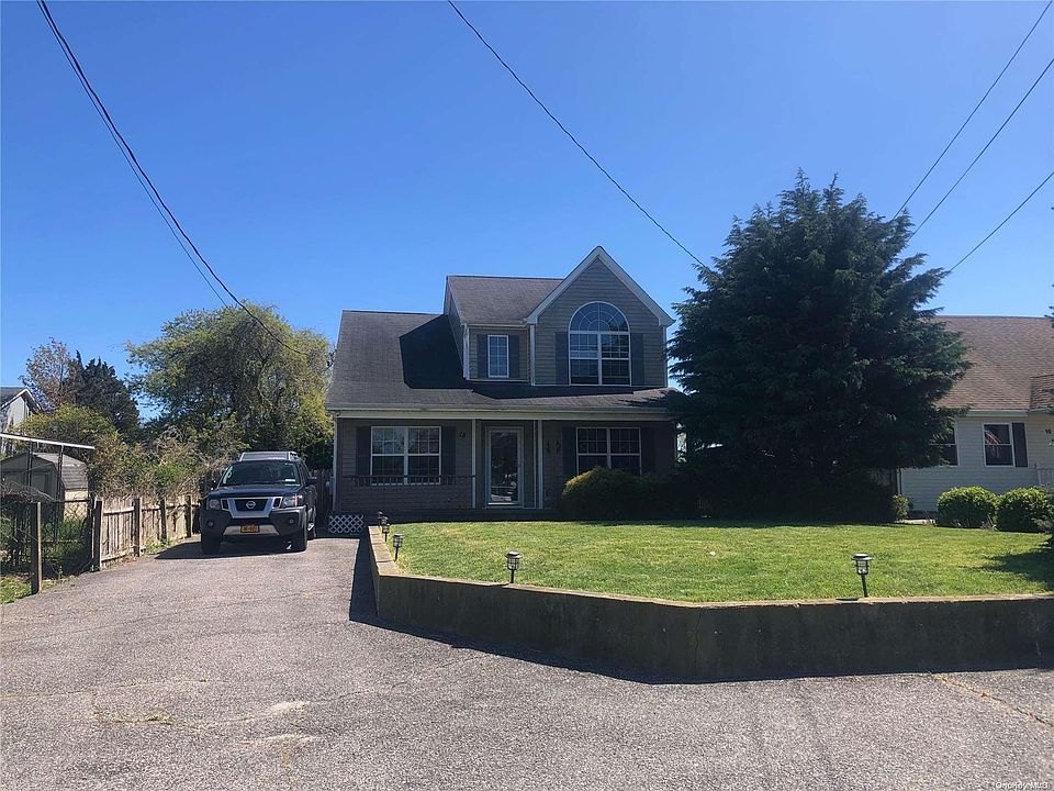 1st image of 18 Kent Drive