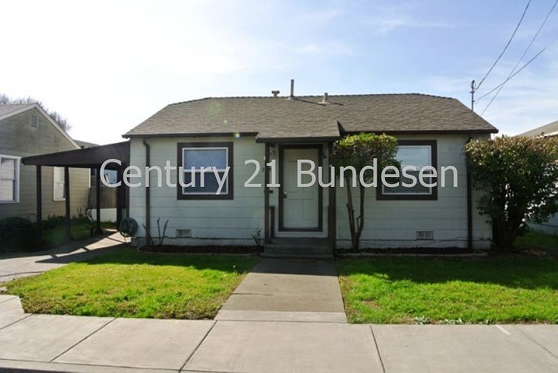 1st image of 324 Payran St
