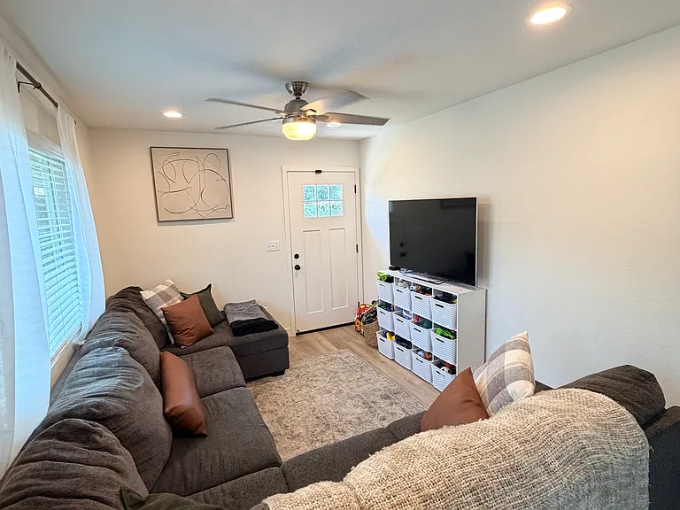 6667 Cumberland Ct — Photo 14