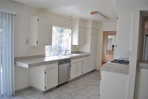 5th image of 4736 Lana Ln