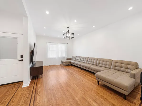 10 Apollo Street image 5 of 24