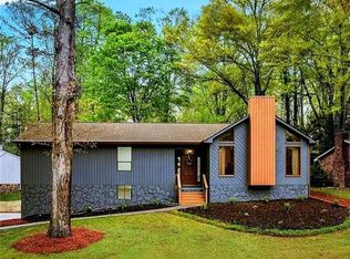 2512 Hidden Hills Dr, Marietta, GA 30066
