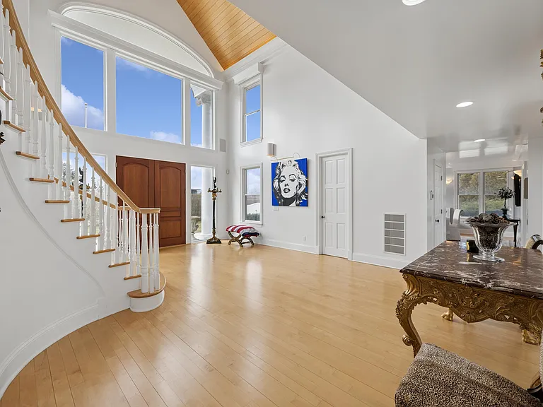 145 Olivers Cove Ln — Photo 8