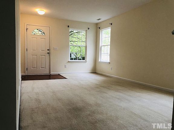 4th image of 418 Summer Breeze Dr