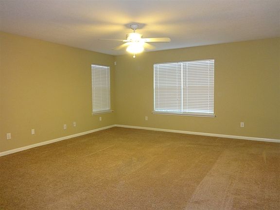 3rd image of 21130 Scenic Bluff Ln