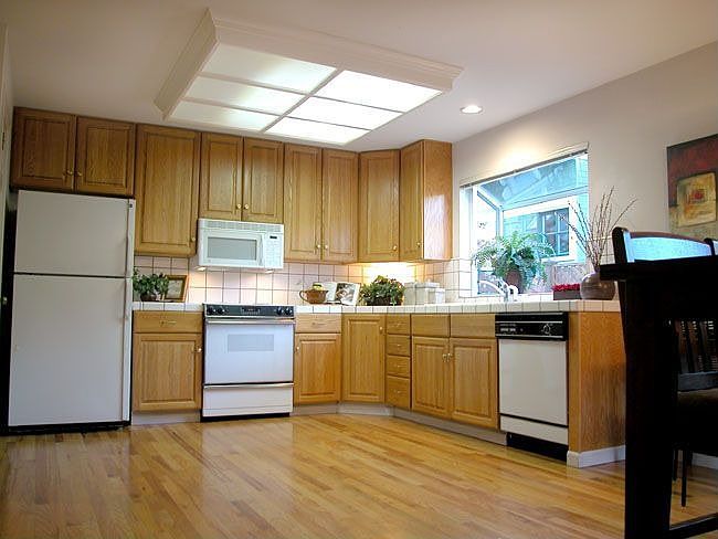 2nd image of 234 Almendra Ave
