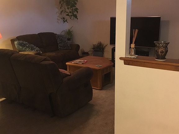 Main level living room