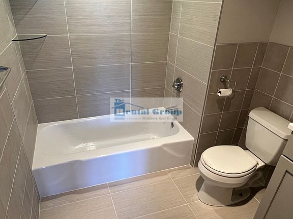 4th image of 24 Harvard Ave #1