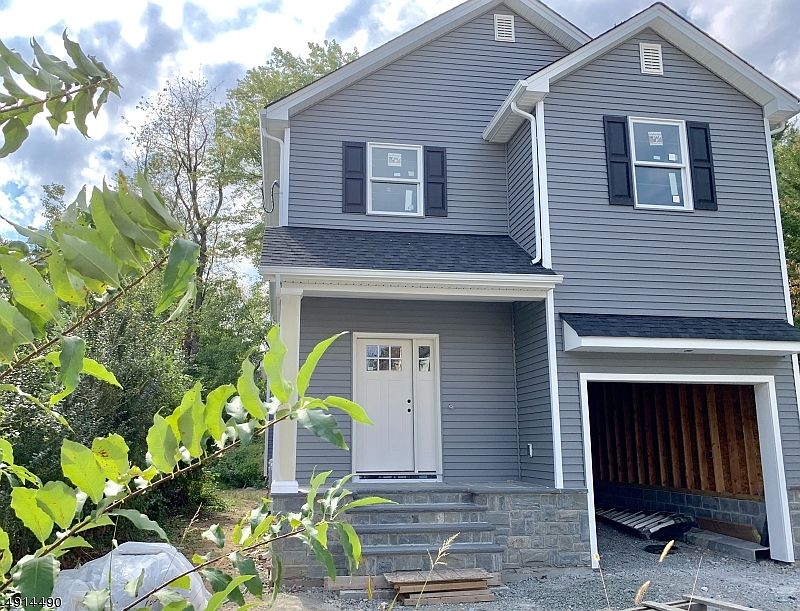 1st image of 14 Bergen Ave