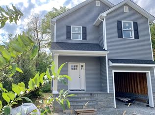 14 Bergen Ave, Waldwick, NJ 07463