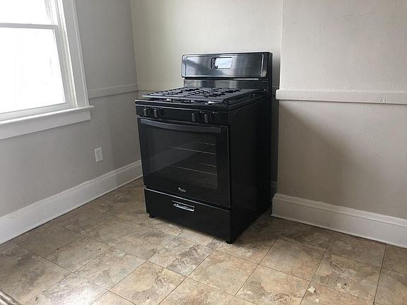 2nd image of 3395 W 117th St APT 4