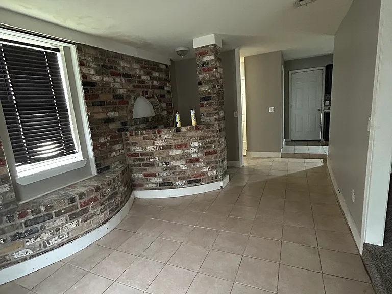 5615 Overdale St — Photo 3