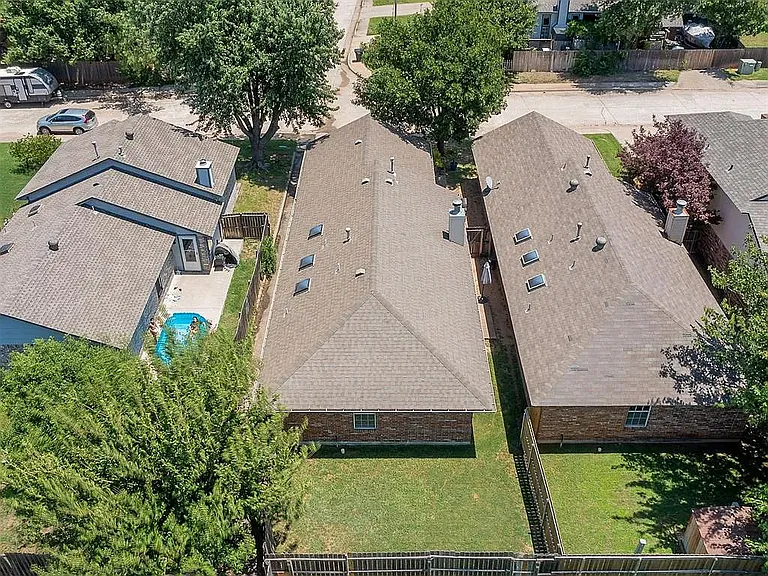 1325 White Oak Rd — Photo 16