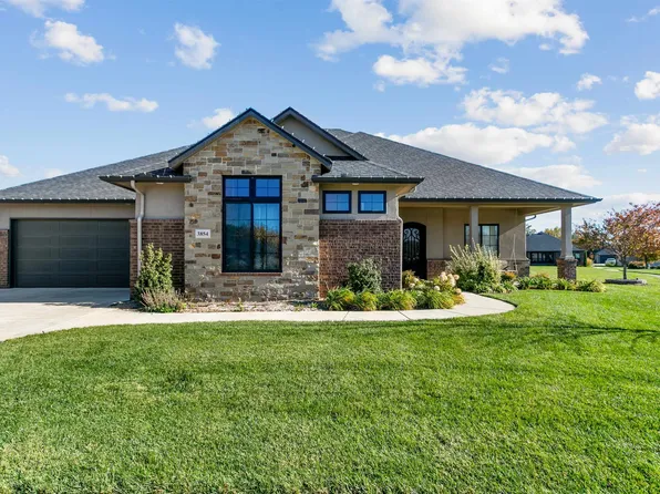 3854 N Red Fox Cir, Maize, KS 67101
