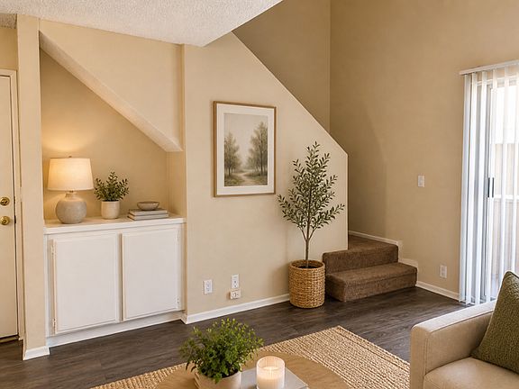 4th image of 15037 Victory Blvd #207