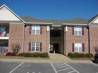 1711 Renwick Dr APT 104, Fayetteville, NC 28304