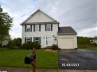 1063 Mayflower Dr, Quakertown, PA 18951