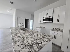 Building Photo - 1612 Cordova Dr #1