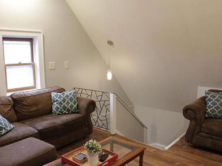 1827 N 1st St #1827 — Photo 20