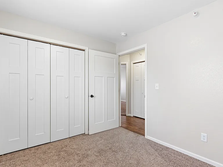 1260 E Minnesota St #106 — Photo 16