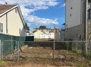 164 Grimsby St, Staten Island, NY 10306