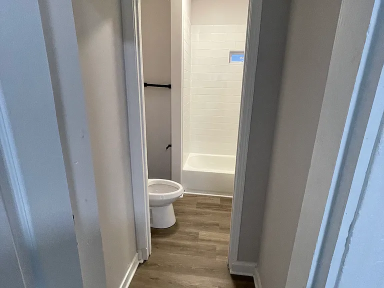 717 Monroe Ave — Photo 16