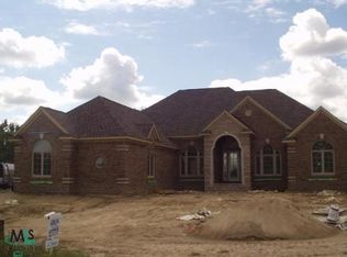 6170 Par 4 Ln, Washington, MI 48094