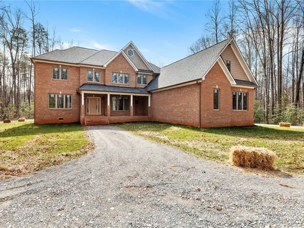 200 Lindsey Ln, Manakin Sabot, VA 23103