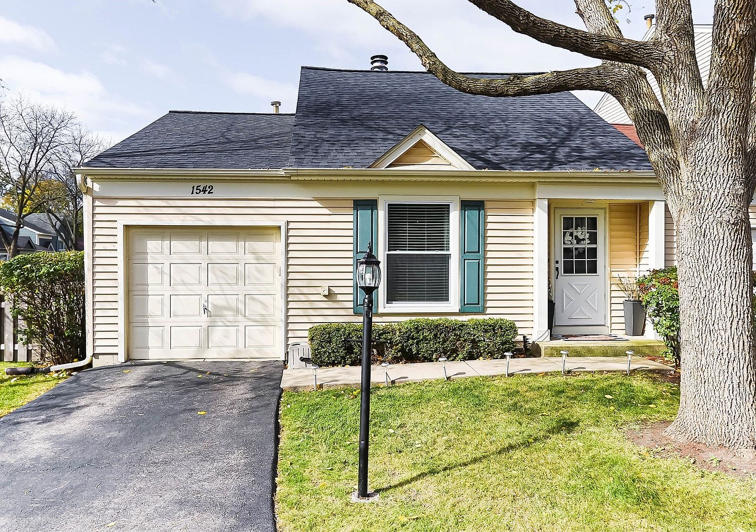 1542 N Dartmoor Ave, Palatine, IL 60067 MLS 11863578 Zillow