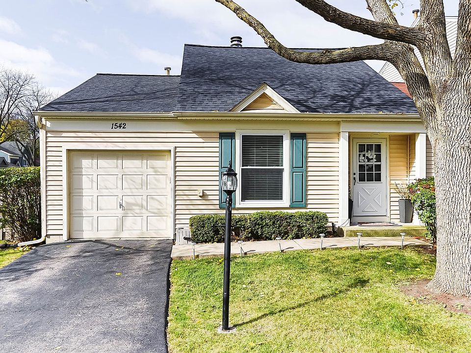 1st image of 1542 N Dartmoor Ave