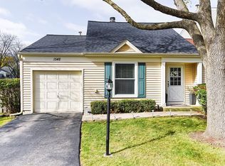 1542 N Dartmoor Ave, Palatine, IL 60067