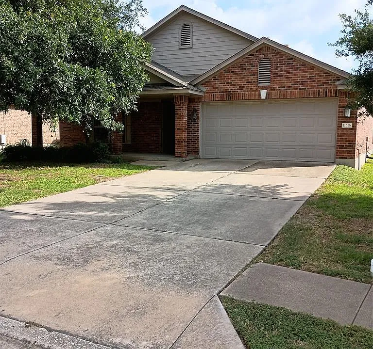 11616 Fletcher Hall Ln