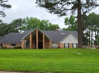 1605 H G Mosley Pkwy, Longview, TX 75604