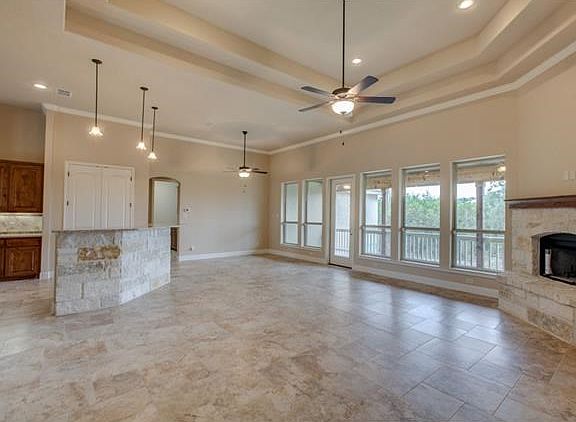 4th image of 118 Windcliff Way
