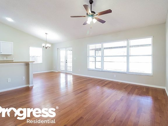 3rd image of 2659 Cahill Way