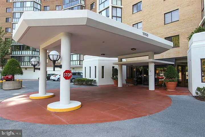 15100 Interlachen Dr #4-111 — Photo 18