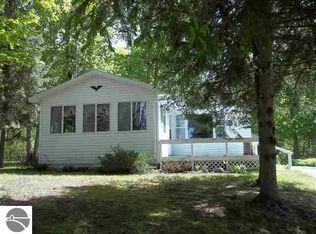 8249 Avalon Dr, Hale, MI 48739