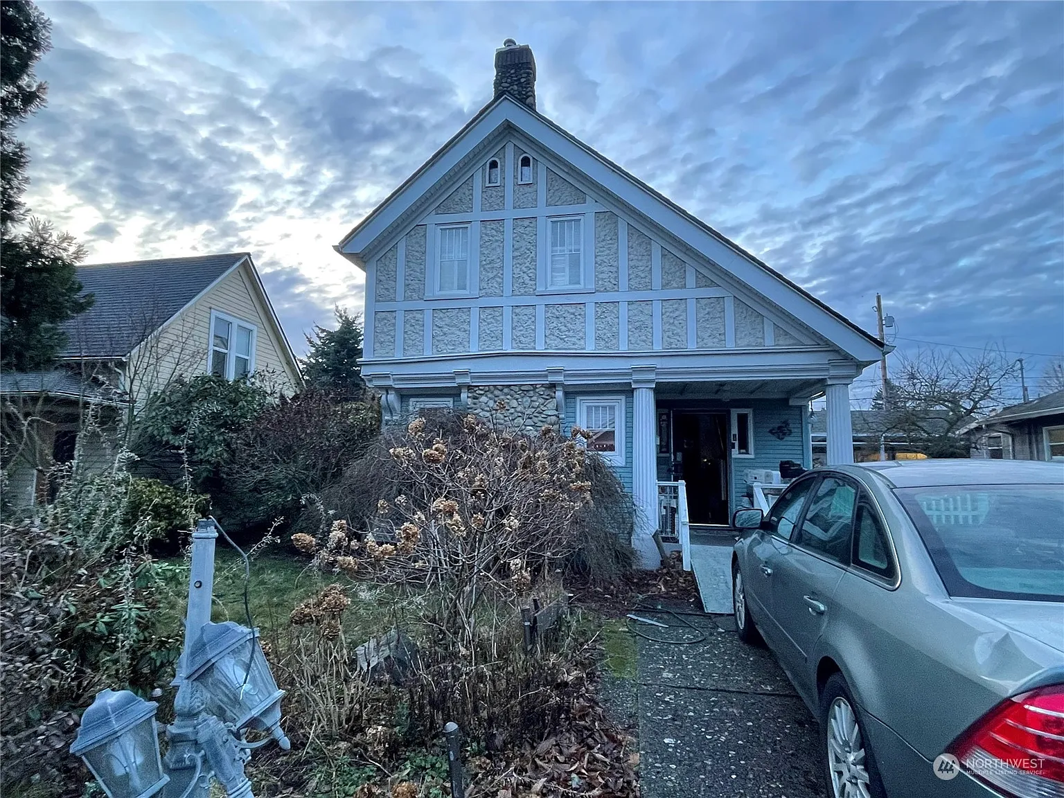 3592 E K Street photo 1