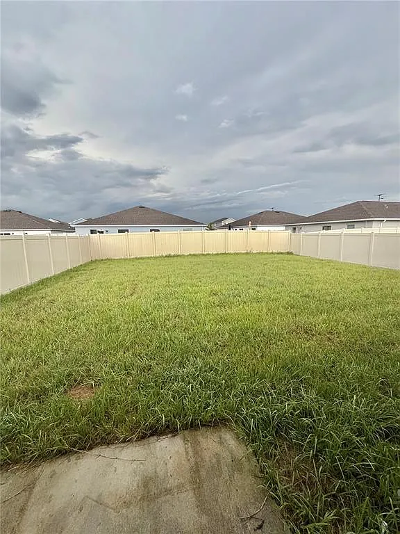 3 bed, 2.0 bath, 1487 sqft, $1,875 — Photo 4