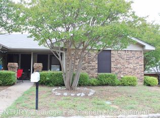 1106 Curtis Dr, Weatherford, TX 76086