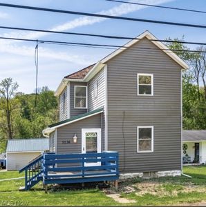 2036 Ridge Rd, Zanesville, OH, 43701