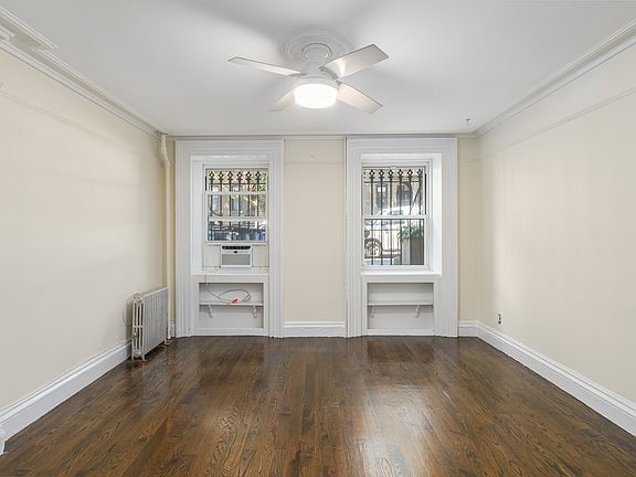 5th image of 160 President St