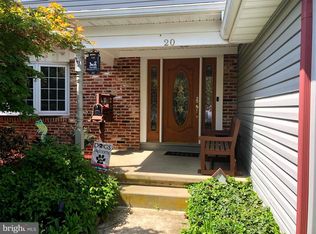 20 Knightswood Dr, Marlton, NJ 08053