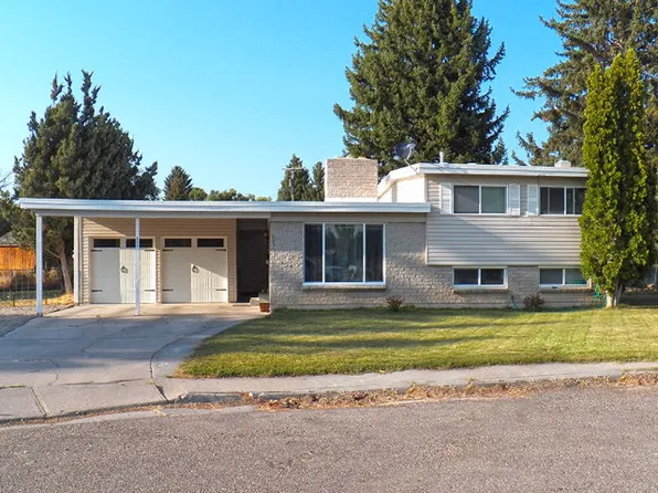 205 Jefferson St, Blackfoot, ID 83221